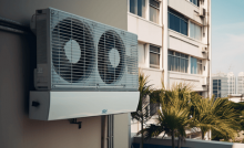 Servicii Alpinism Comanesti Servicii Alpinism Comanesti - REACH SKY ALPIN S.R.L